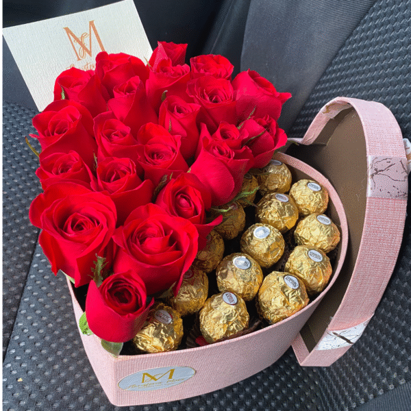 Diseño sin título (7) Caja de Rosas con Chocolate