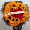 WhatsApp Image 2026-01-30 at 10.51.53 AM (3) Ramos de 30 Girasoles y 48 Rosas San Valentin